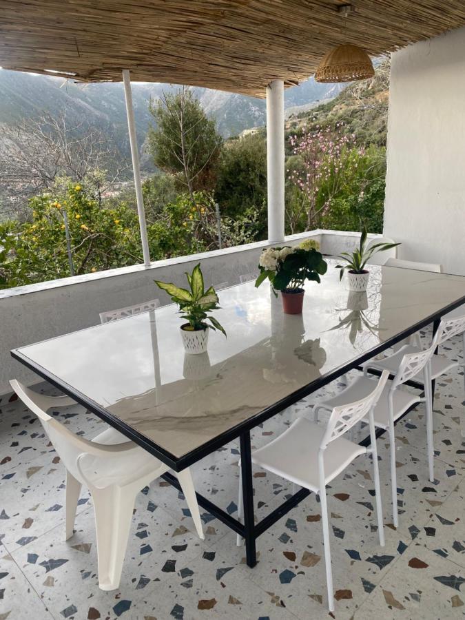 Maison Bellevue - 2 Bdrm Villa In Borsh Beach Eksteriør billede